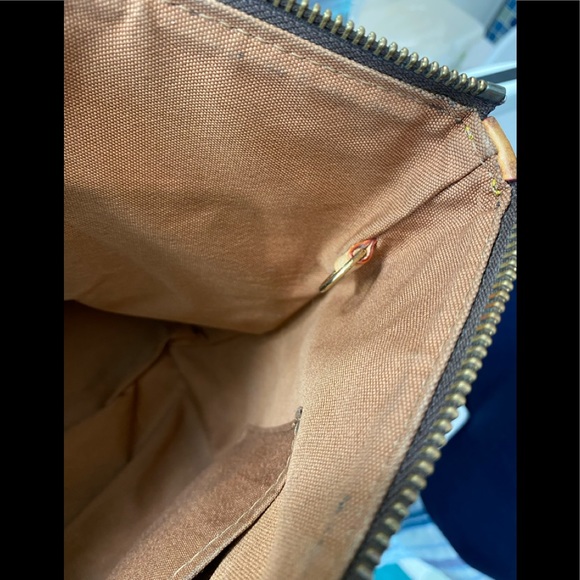 Louis Vuitton Monogram Canvas Totally PM Bag - Picture 6 of 12